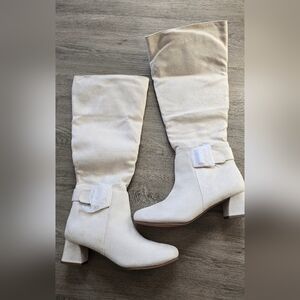 Elegant Cream Knee-High Women's Boots Size 9.5